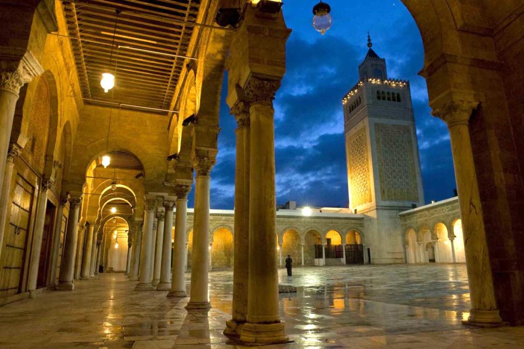 Az-Zaytouna - the oldest mosque and the famous Muslim University of Tunisia - Islamic Bridge